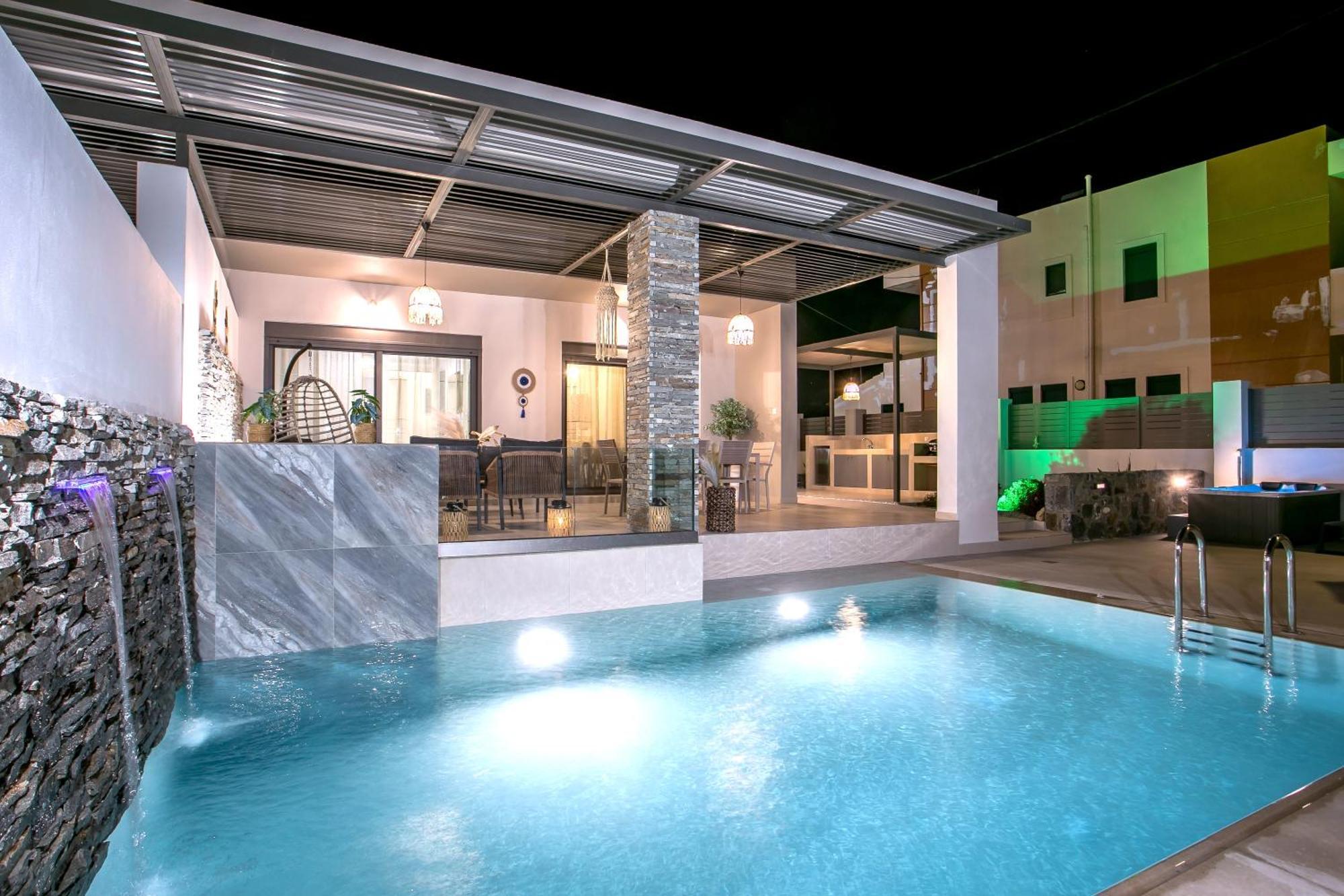 Kiki Luxury Villa *