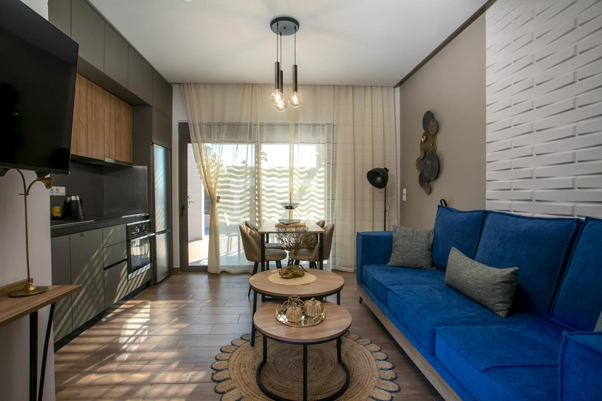 Kiki Luxury Afando